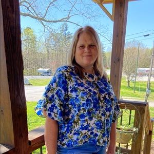 Meet your Posher, Beth